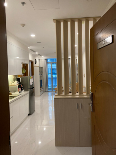 Căn hộ Vinhomes Central Park, Quận Bình Thạnh Căn hộ cao cấp Vinhomes Central Park tầng 2, bàn giao đầy đủ nội thất.