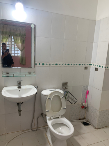 Nhà phố Quận Bình Tân Nhà phố hẻm xe tải quay đầu đường 26 Tháng 3, diện tích nhà 100m2.