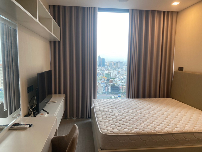  Căn hộ Vinhomes Golden River đầy đủ nội thất diện tích 100m².