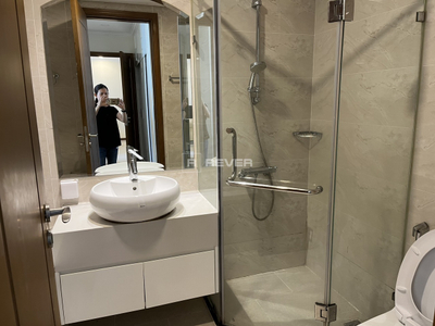  Căn hộ Vinhomes Central Park hướng Tây Bắc, diện tích 82.1m²