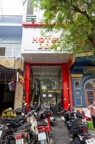 Mặt bằng kinh doanh Quận 1 Mặt bằng kinh doanh tầng trệt diện tích 100m2, khu kinh doanh sầm uất.