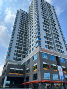 Căn hộ ResGreen Tower, Quận Tân Phú Căn hộ ResGreen Tower tầng 15 thiết kế 3 phòng ngủ, nội thất cơ bản.
