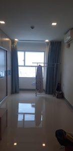 Căn hộ Sunrise City tầng cao view thóang mát, nội thất cơ bản.