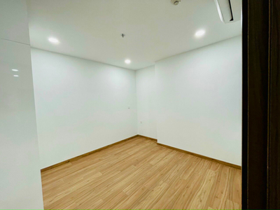  Căn hộ Eco Green Saigon hướng ban công tây đầy đủ nội thất diện tích 60.7m²