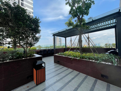 Căn hộ D'Lusso, Quận 2 Căn hộ D'Lusso view sông tuyệt đẹp, nội thất cơ bản.