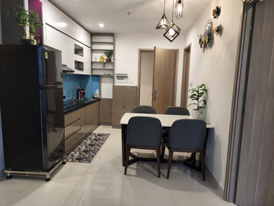  Căn hộ Vinhomes Grand Park hướng ban công đông bắc đầy đủ nội thất diện tích 67m²