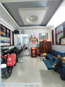  Nhà phố Đường Nguyễn Thị Tần 2 tầng diện tích 33.7m² hướng tây pháp lý sổ hồng.