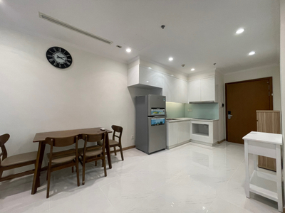 2CEF40FE-51D3-4AF8-BB53-F6F647DCF041-6729-000007886C27B8AE.jpg Office-tel Vinhomes Central Park nội thất cơ bản diện tích 53.7m²