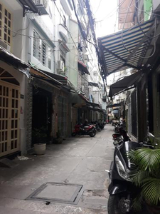 Nhà phố Quận 3 Nhà hẻm xe hơi đường Nguyễn Thiện Thuật, diện tích 19.1m2.