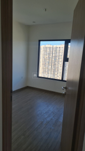  Căn hộ Vinhomes Grand Park hướng ban công tây bắc nội thất cơ bản diện tích 81.5m²