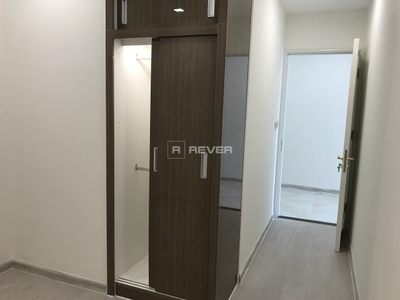 z4341225140058_1e515fcfeeaf32f54593db4ea7b39777.jpg Office-tel Vinhomes Golden River, diện tích 71.9m²