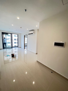 B0DF34A3-DD12-4EF9-A339-693885EBEB31-52489-0000051A98183BEA.jpg Căn hộ Vinhomes Grand Park hướng ban công đông nam không có nội thất diện tích 81.2m²