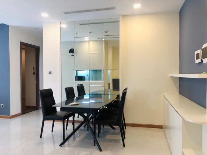 IMG_3213.JPG Căn hộ Vinhomes Central Park đầy đủ nội thất diện tích 114.4m²