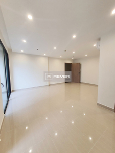  Căn hộ Vinhomes Grand Park tầng cao mát mẻ, nội thất cơ bản.