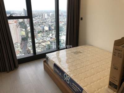  Căn hộ Vinhomes Golden River đầy đủ nội thất diện tích 104m².