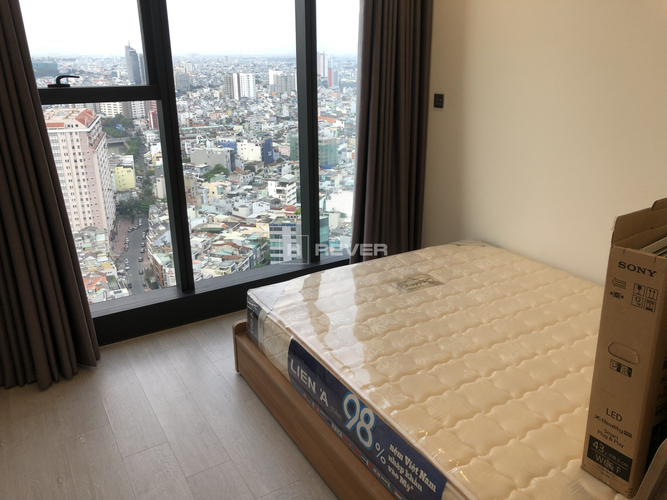  Căn hộ Vinhomes Golden River đầy đủ nội thất diện tích 104m².