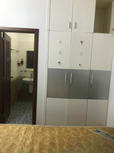 Căn hộ Orient Apartment, Quận 4 Căn hộ Orient Apartment tầng 7 có 2 phòng ngủ, không có nội thất.