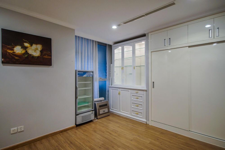 Căn hộ VInhomes Central Park, Quận Bình Thạnh Căn hộ cao cấp Vinhomes Central Park 3 phòng ngủ, nội thất dính tường.