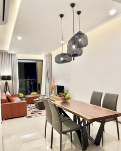 Căn hộ One Verandah, Quận 2 Căn hộ One Verandah tầng cao view đón gió mát, bàn giao đầy đủ nội thất.