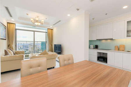 Căn hộ Vinhomes Central Park , Quận Bình Thạnh Căn hộ cao cấp Vinhomes Central Park tầng 14, bàn giao đầy đủ nội thất.