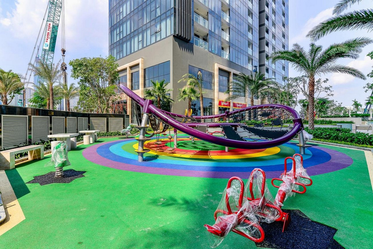  Căn hộ Vinhomes Golden River tầng thấp, tháp A1, 3 phòng ngủ, full nội thất