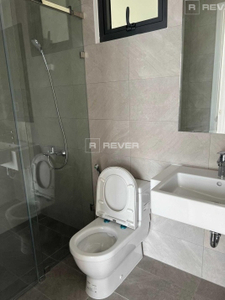 z4464946818858_f3172bf531cf7bc7c18c15fc9ae08b87.jpg Căn hộ D'Lusso nội thất cơ bản diện tích 65m²