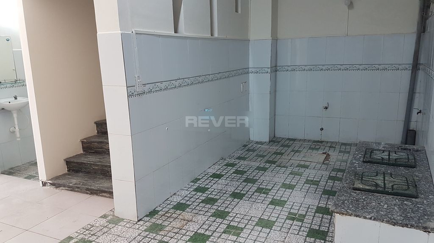 Nhà phố Huyện Nhà Bè Nhà mặt tiền đường Lê Văn Lương diện tích 6m x 16m, khu dân cư hiện hữu.