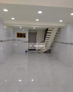 Căn hộ 336/1Bis Phan Văn Trị, Quận Bình Thạnh Căn hộ 336/1Bis Phan Văn Trị tầng thấp tiện di chuyển, không nội thất.