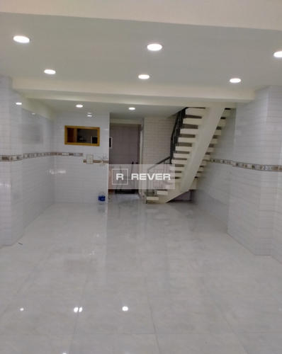 Căn hộ 336/1Bis Phan Văn Trị, Quận Bình Thạnh Căn hộ 336/1Bis Phan Văn Trị tầng thấp tiện di chuyển, không nội thất.