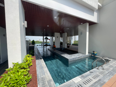 Căn hộ D'Lusso, Quận 2 Căn hộ D'Lusso view sông tuyệt đẹp, nội thất cơ bản.