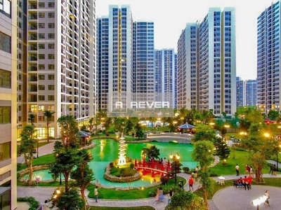  Căn hộ Vinhomes Grand Park tầng cao mát mẻ, nội thất cơ bản.