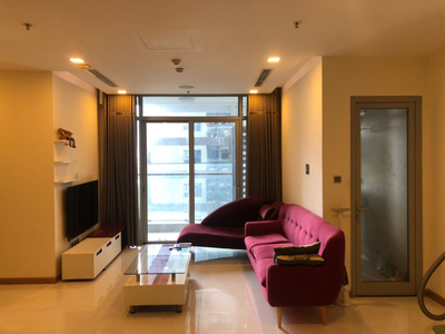 Căn hộ Vinhomes Central Park, Quận Bình Thạnh Căn hộ Vinhomes Central Park tầng 10 diện tích 79.2m2, đầy đủ nội thất.