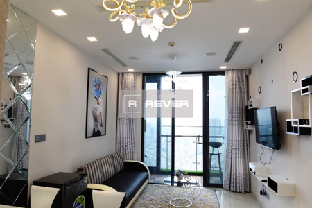  Officetel Vinhomes Golden River tầng cao mát mẻ, đầy đủ nội thất.