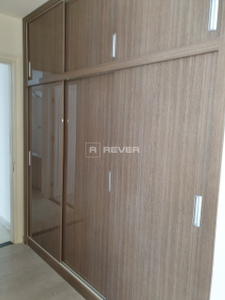  Căn hộ Vinhomes Golden River đầy đủ nội thất diện tích 77m².