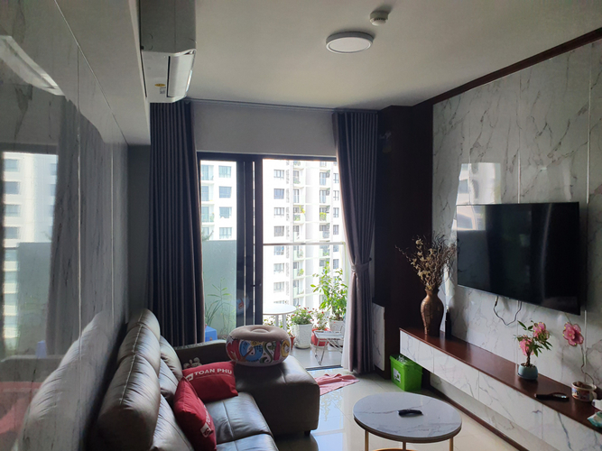 Căn hộ Celadon City, Quận Tân Phú Căn hộ Celadon City tầng 12 có 2 phòng ngủ, đầy đủ nội thất.