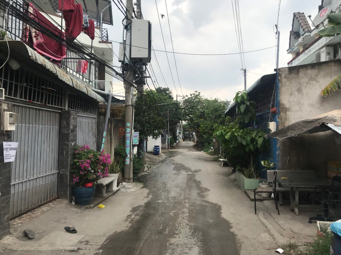 Nhà phố Quận 9 Nhà cấp 4 và đất nền diện tích 69.5m2 có sổ hồng riêng, bàn giao trong ngày.