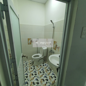 Nhà phố Quận Thủ Đức Nhà phố hẻm nhà thờ Fatima, diện tích 45.3m2 có nội thất cơ bản.