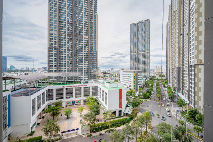  Căn hộ Vinhomes Central Park hướng ban công tây nam đầy đủ nội thất diện tích 52.7m².