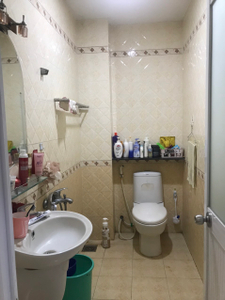 Nhà phố Quận Bình Tân Nhà phố thiết kế 1 trệt, 1 lầu và sân thượng, cửa hướng Bắc mát mẻ.