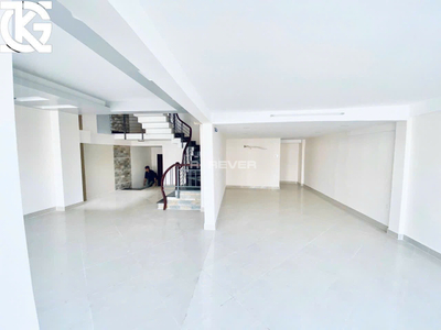  Tòa nhà kinh doanh Đường Cao Thắng diện tích 1,035m²