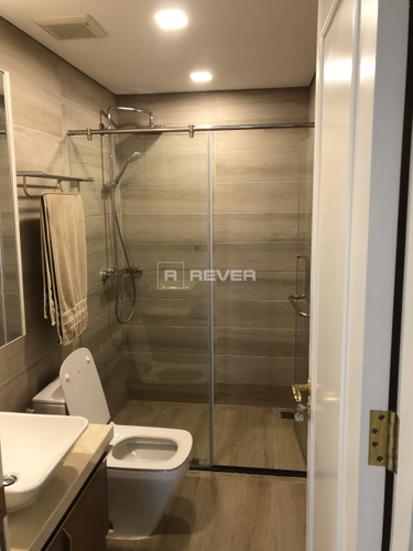  Căn hộ Vinhomes Golden River đầy đủ nội thất diện tích 110m².