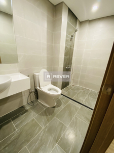  Căn hộ Vinhomes Grand Park tầng 28 nội thất cơ bản, thiết kế hiện đại.