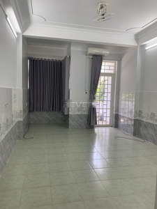 Nhà phố Quận Thủ Đức Nhà phố đường Số 17 diện tích 92m2, cửa hướng Đông mát mẻ.