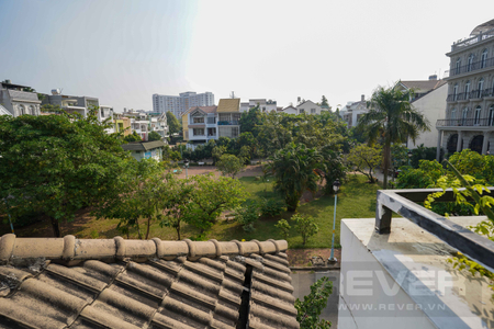 Nhà phố Quận 7 Nhà phố Khu Nam Long diện tích 176m2, kết cấu 1 trệt, 2 lầu kiên cố.