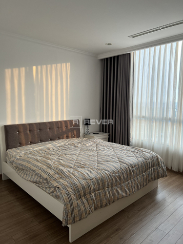  Căn hộ 3 phòng ngủ view sông full nội thất Vinhomes Central Park 