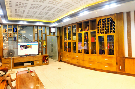  Nhà phố Đường Nguyễn Thị Định 5 tầng diện tích 165.9m² hướng đông nam pháp lý sổ hồng