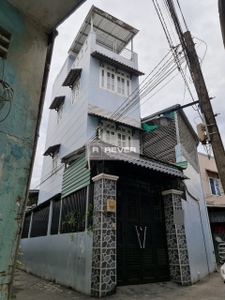 nhà phố quận 2 Nhà 3 mặt tiền hẻm ngay sau đường Nguyễn Duy Trinh, diện tích đất 85m2