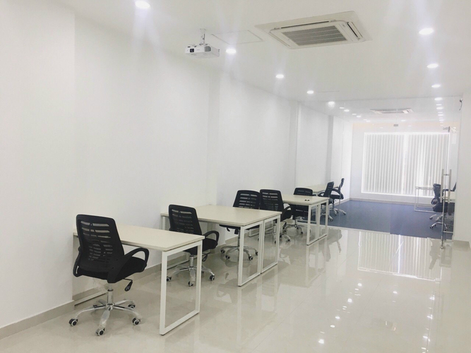  Mặt bằng kinh doanh diện tích 70m2, khu vực kinh doanh buôn bán sầm uất.