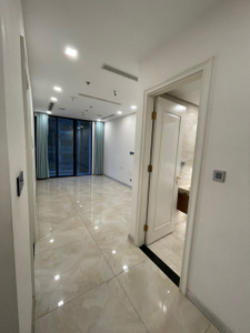 IMG_2719.JPG Office-tel Vinhomes Golden River nội thất cơ bản diện tích 56m²