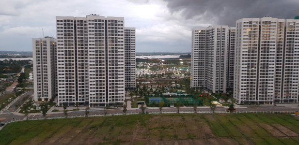  Căn hộ Vinhomes Grand Park hướng ban công tây bắc nội thất cơ bản diện tích 81.2m².